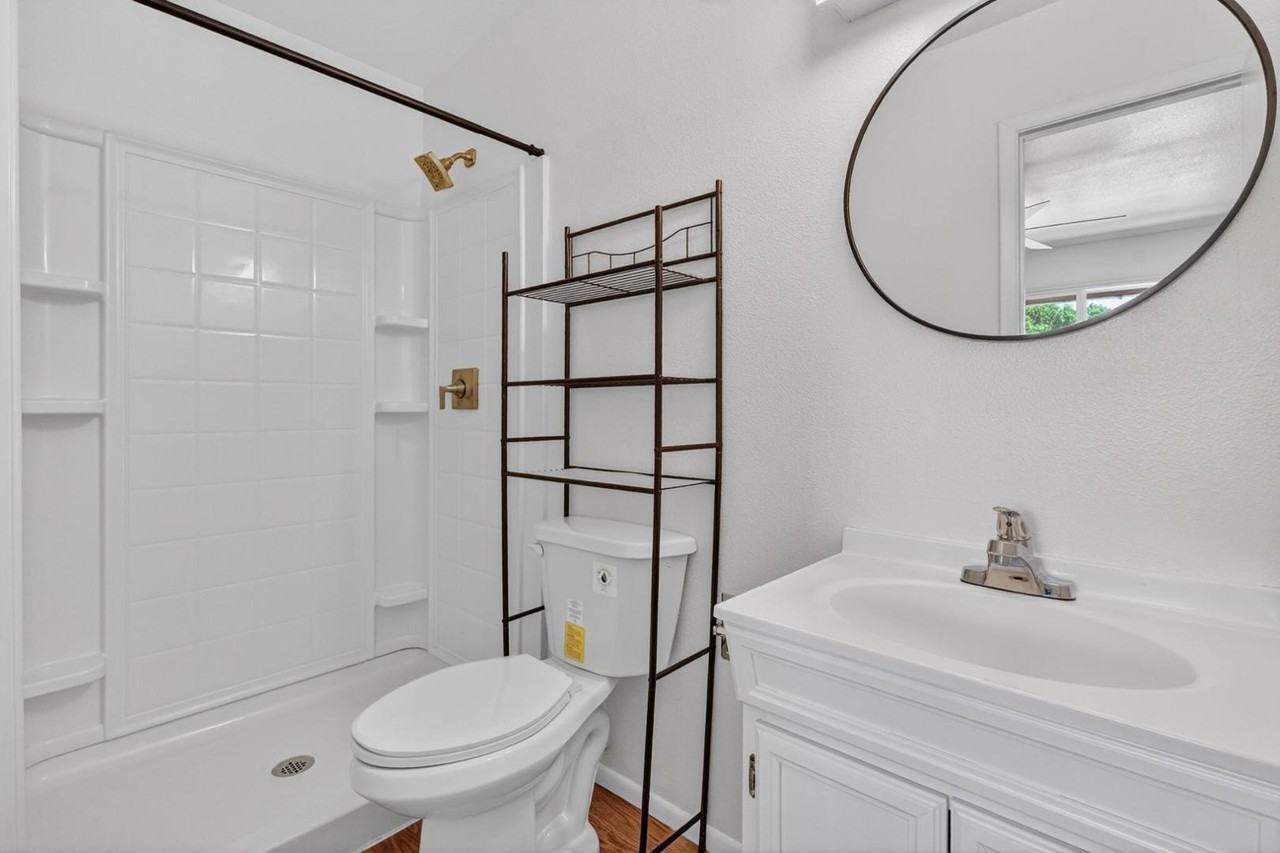 8548 E Mcdonald Dr - Photo 5 of 18