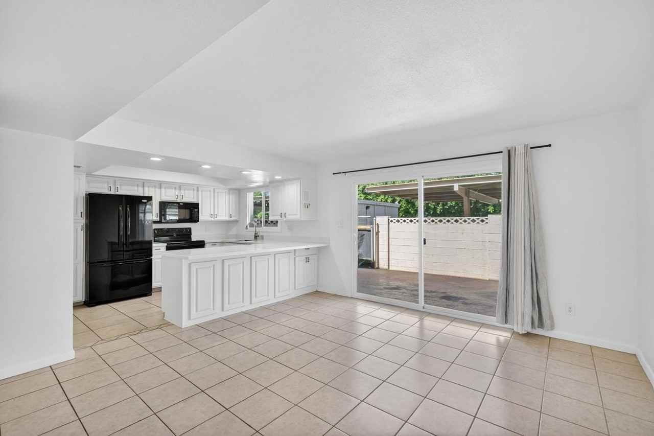 8548 E Mcdonald Dr - Photo 6 of 18