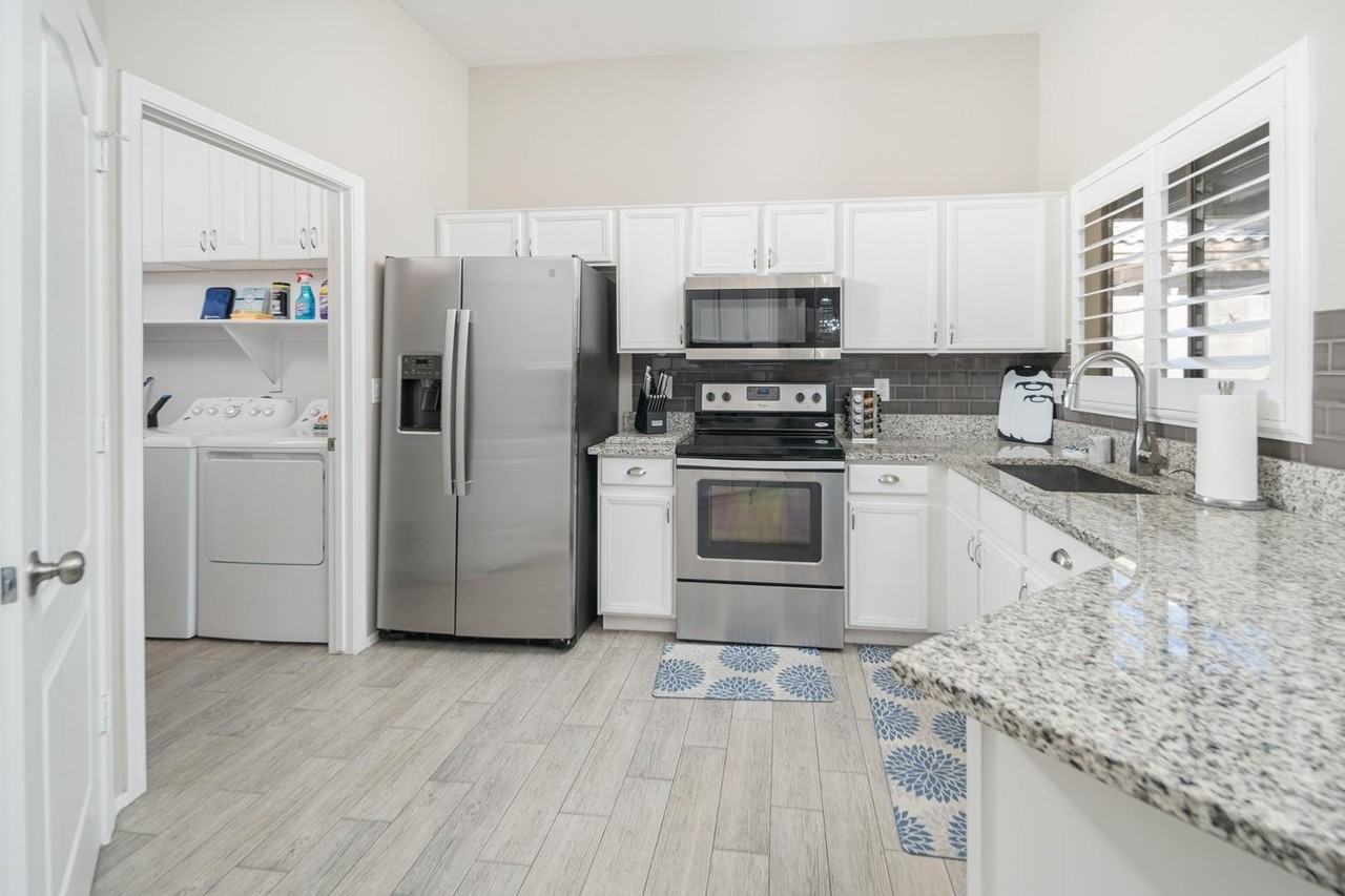 8164 W Zoe Ella Way - Photo 5 of 22