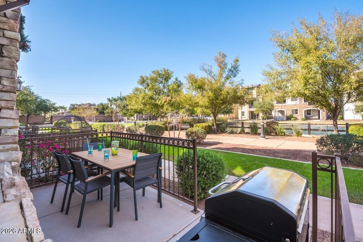 1664 E Bridgeport Pkwy - Photo 7 of 29