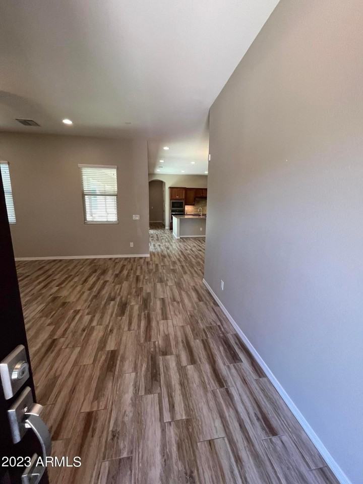 4225 E Ronald St - Photo 2 of 23