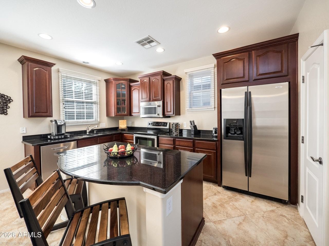 1628 E Canyon Creek Dr - Photo 5 of 50