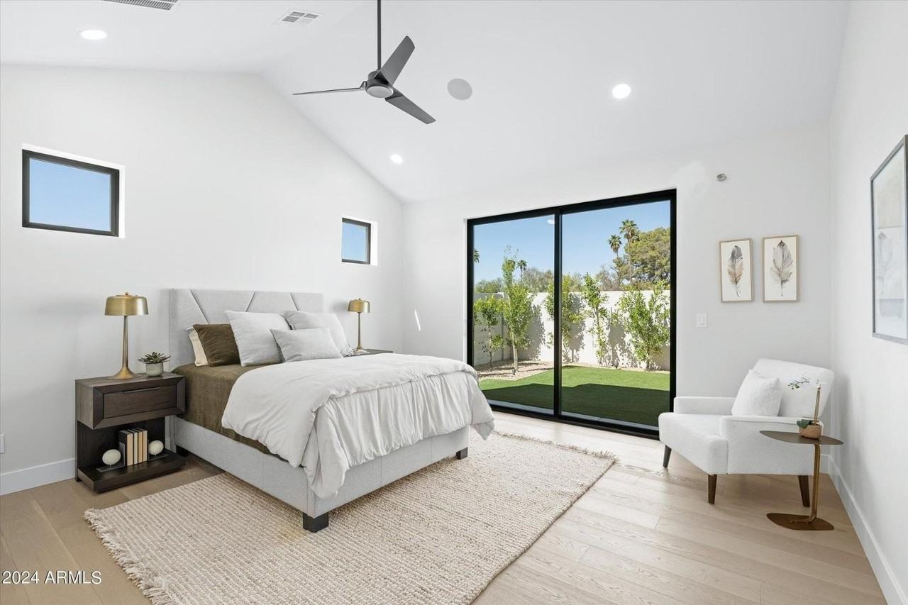 6324 N 10th Dr - Photo 6 of 18