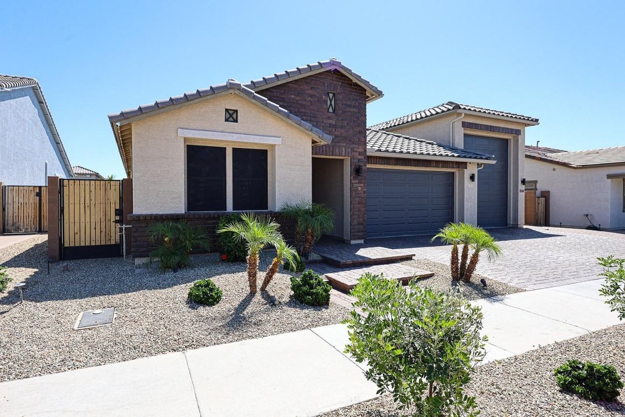 25689 N 140th Ln - Photo 5 of 44