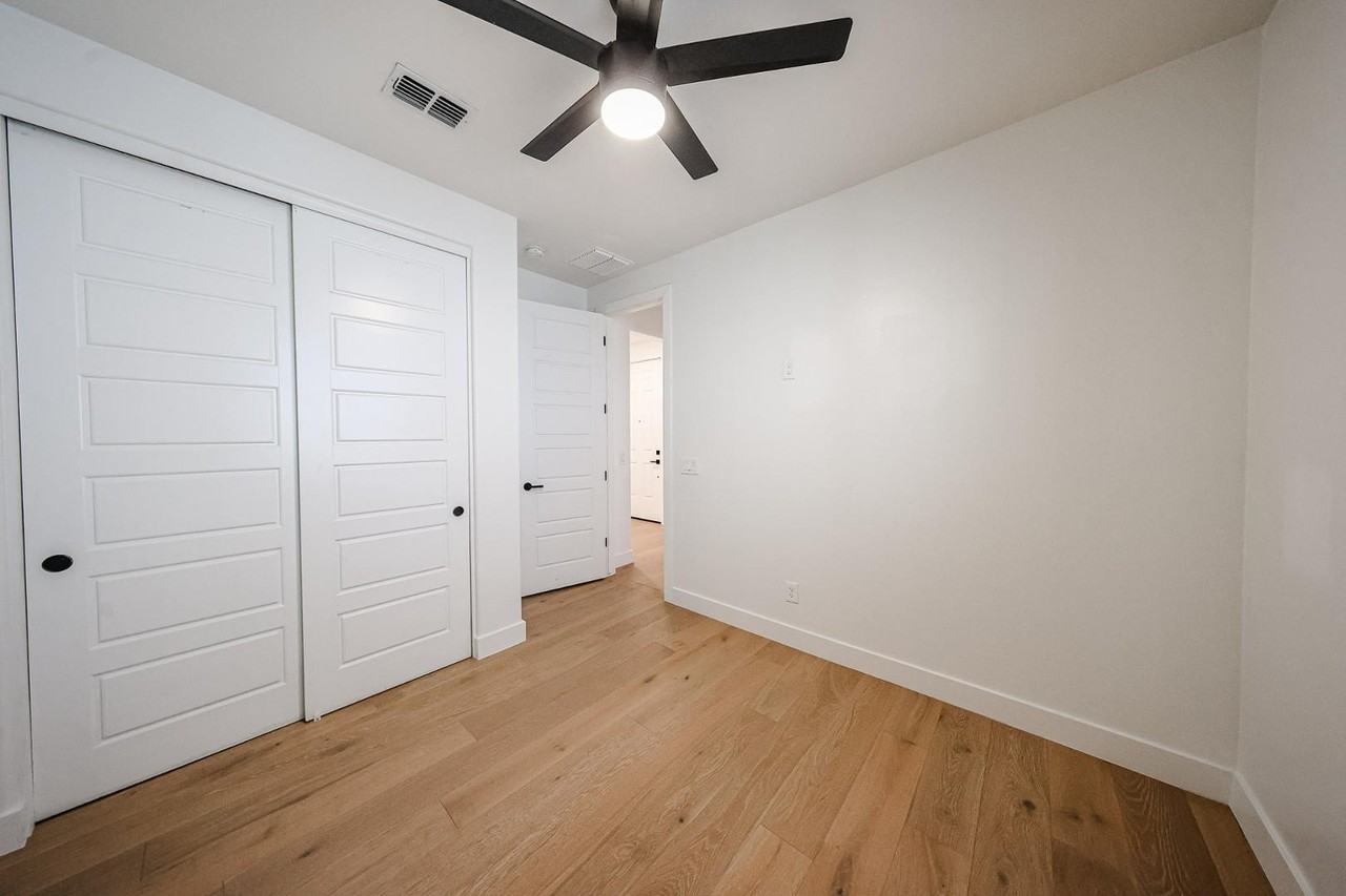 25689 N 140th Ln - Photo 6 of 44