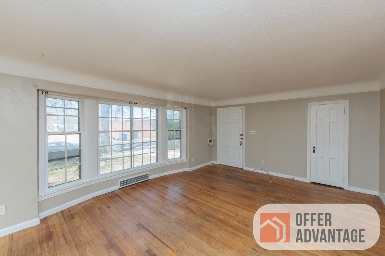 1469 Genesee Rd Fl 1 #FL1 - Photo 2 of 10