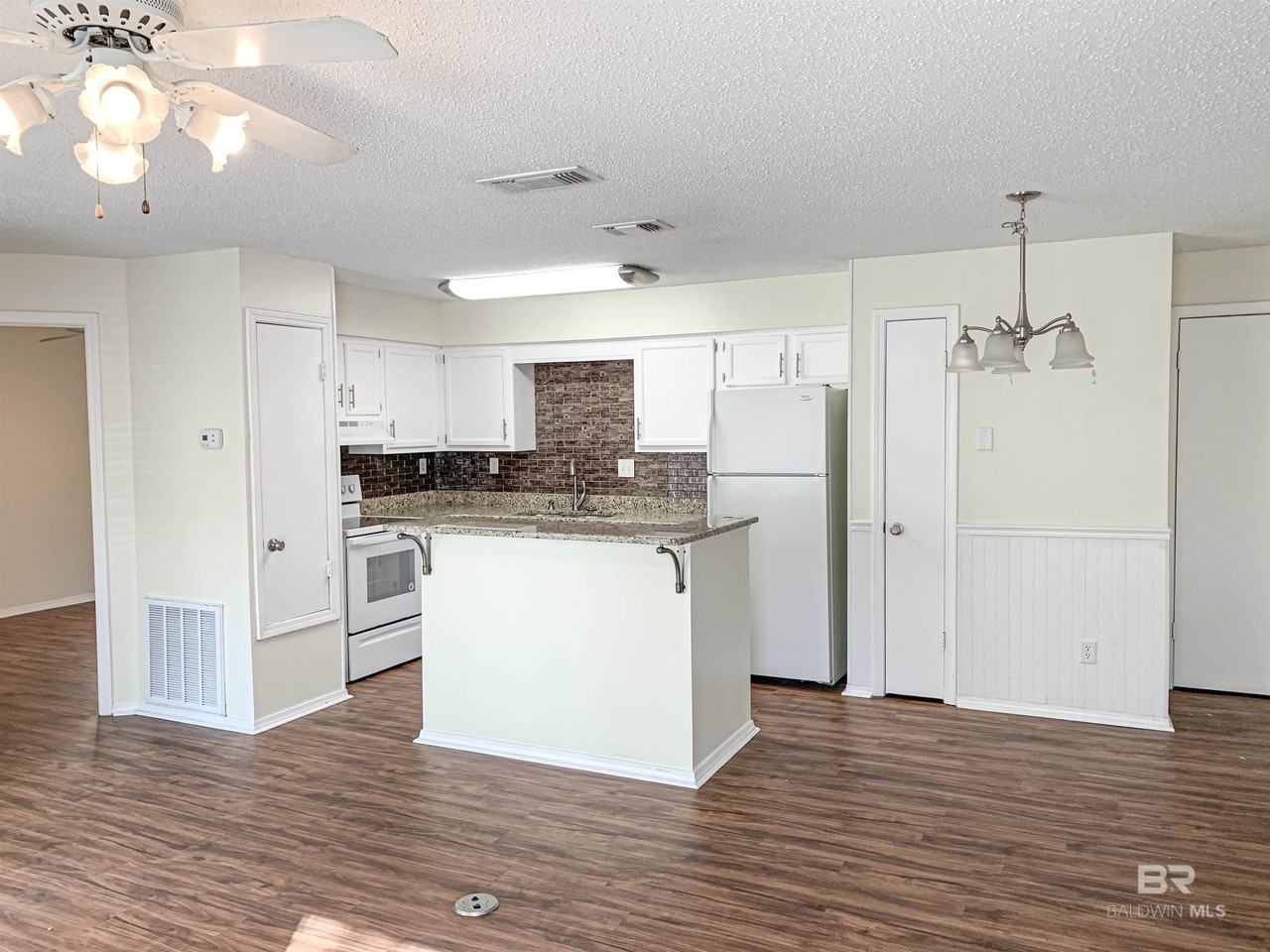 5608 Cottage Hill Rd #214 - Photo 2 of 12