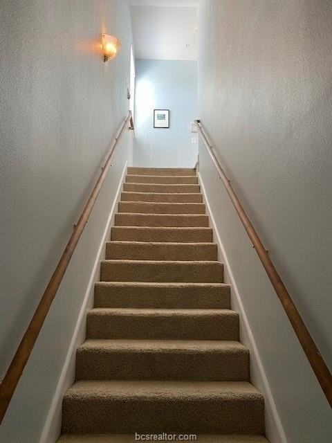 801 Luther St W #804 - Photo 5 of 36