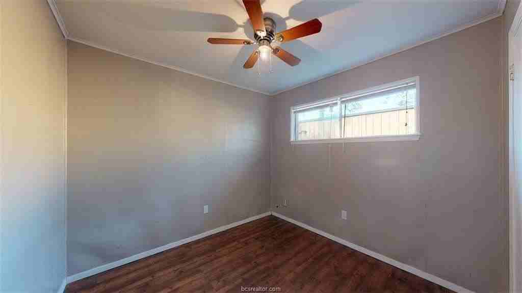 204 Lynn Dr #B - Photo 7 of 17