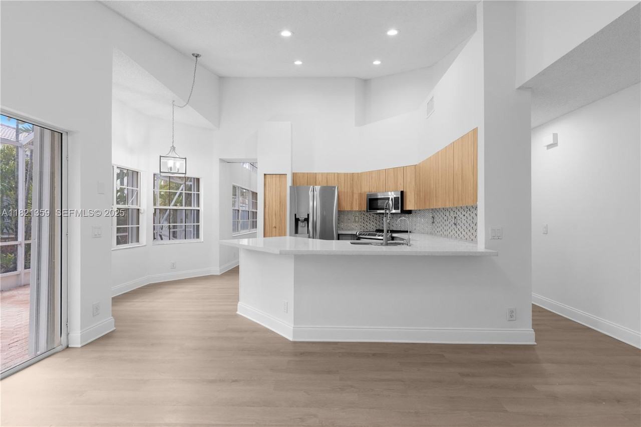 1525 Seabay Road - Photo 6 of 29