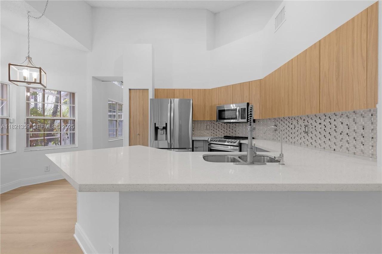 1525 Seabay Road - Photo 7 of 29