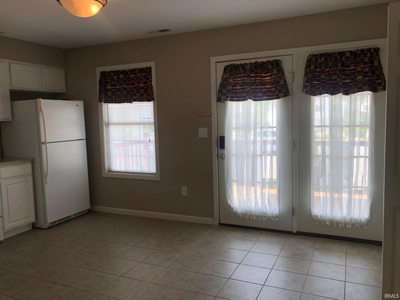 1285 S Cobble Creek Cir - Photo 7 of 19