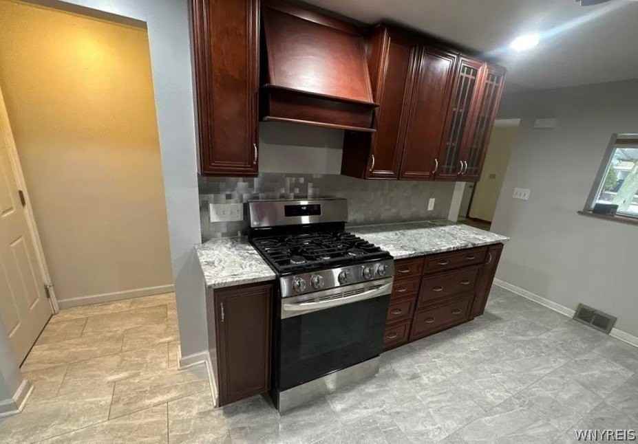 298 Skillen St - Photo 2 of 3