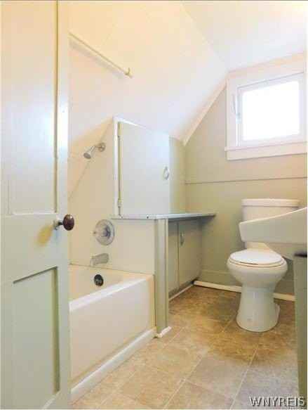 57 1/2 Liberty St - Photo 7 of 10