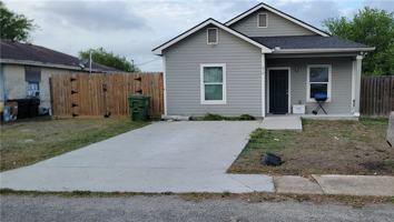 featured image of 414 3rd St