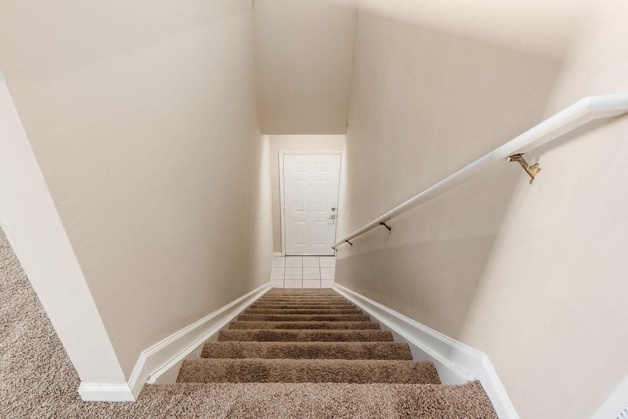 5755 Laurel Pine Ln - Photo 7 of 32