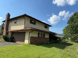 featured image of 1239 Bradshire Dr