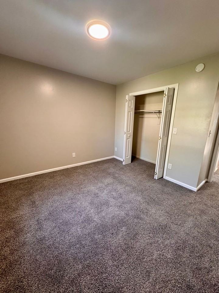 9570 Shenandoah Dr - Photo 6 of 7