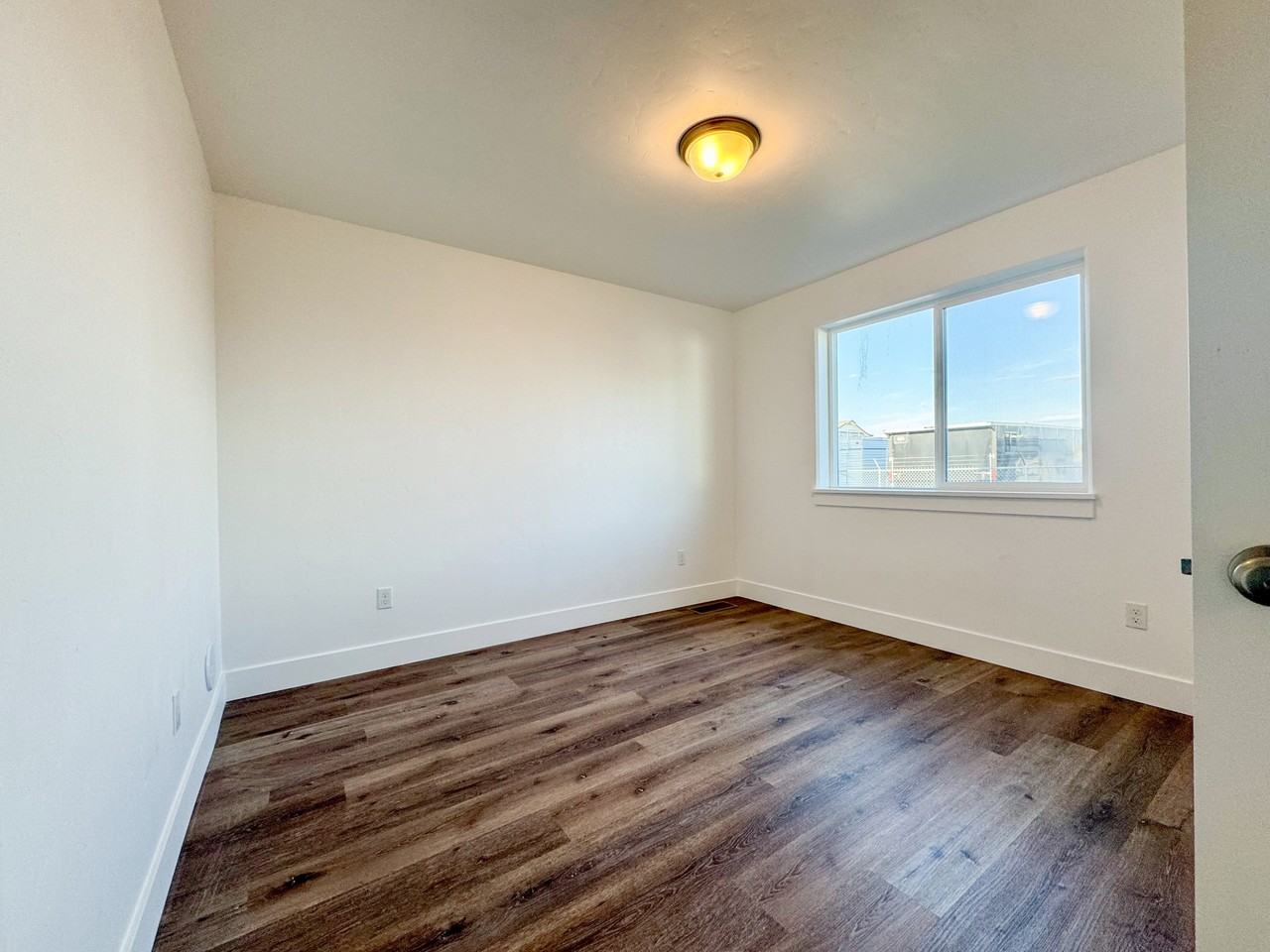 1065 Bighorn St #D - Photo 5 of 20