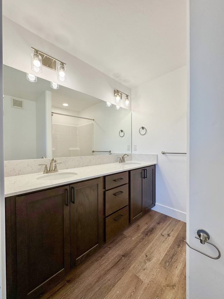 1065 Bighorn St #D - Photo 7 of 20