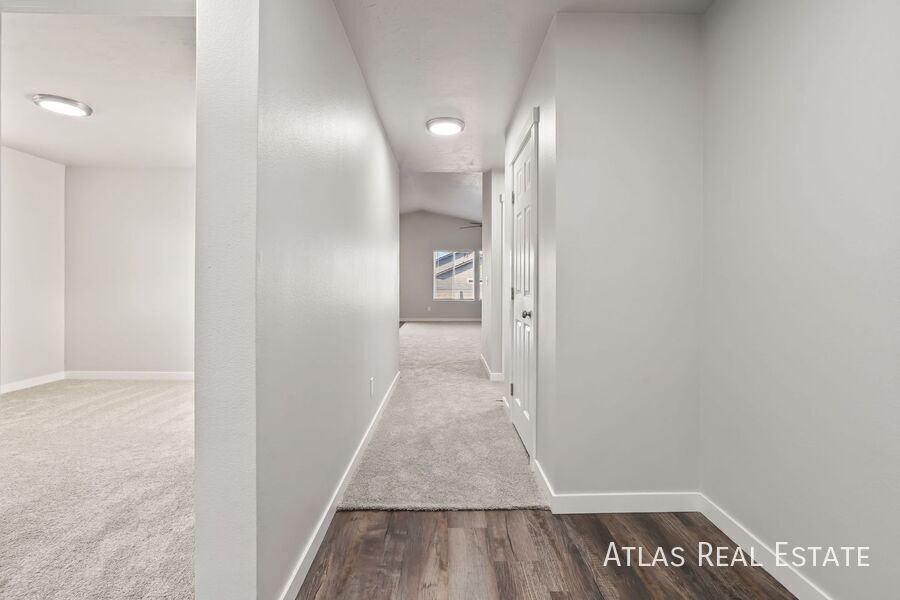 1806 E Eddington St - Photo 7 of 34