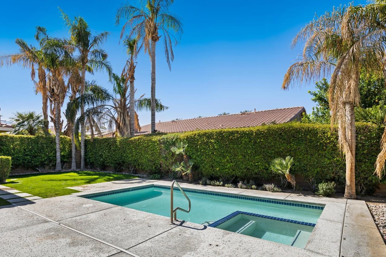 44425 Grand Canyon Ln - Photo 3 of 33