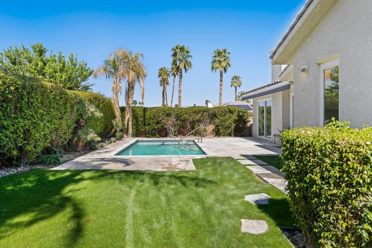 44425 Grand Canyon Ln - Photo 4 of 33