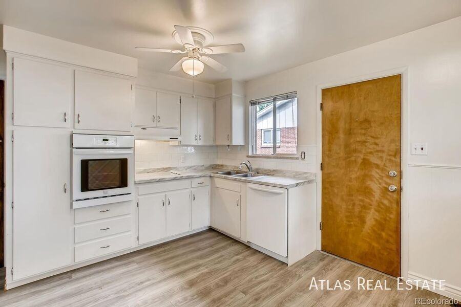 1304 W Crestline Ave - Photo 3 of 18