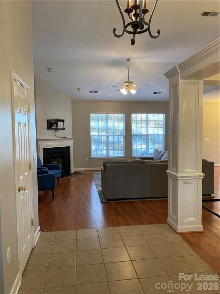 7003 Conifer Cir - Photo 3 of 14