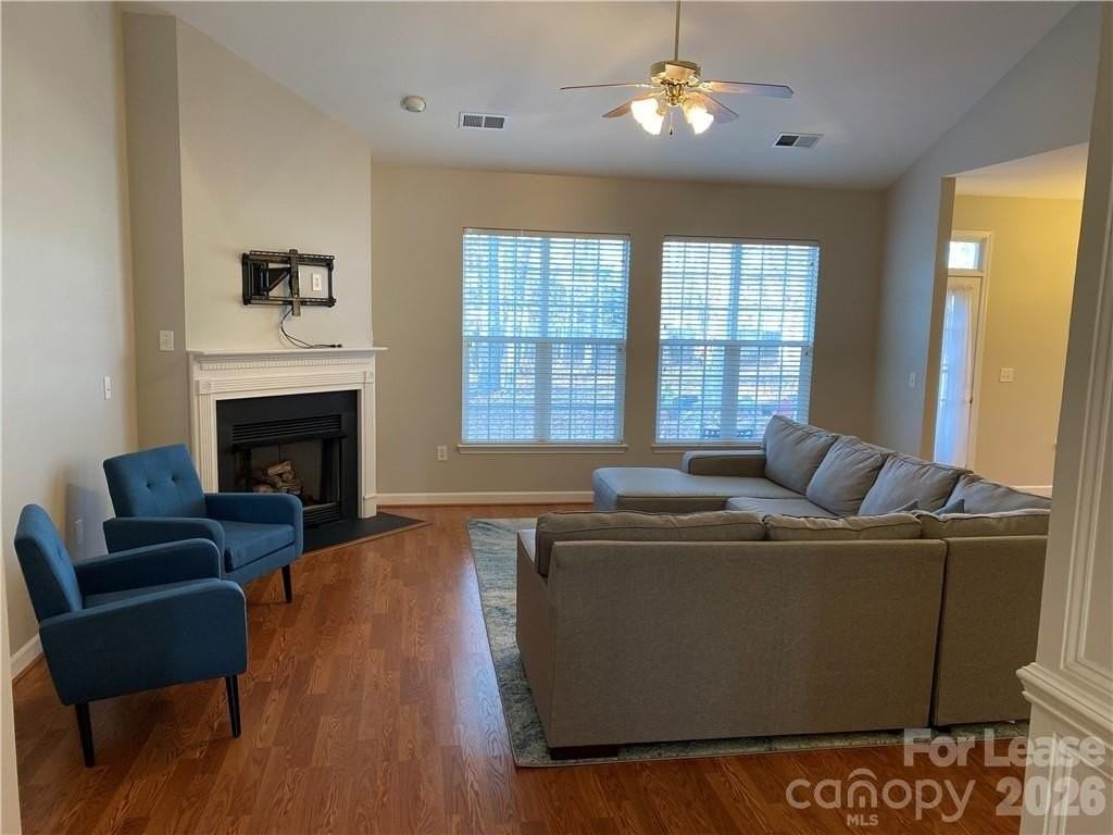 7003 Conifer Cir - Photo 4 of 14