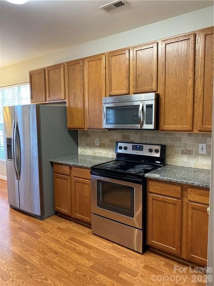 7003 Conifer Cir - Photo 7 of 14