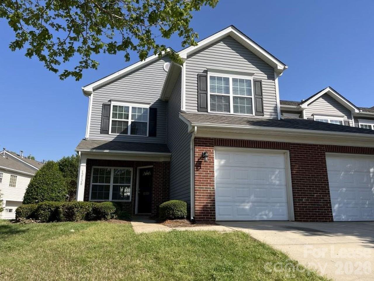 12120 Stratfield Place Cir - Photo 2 of 30