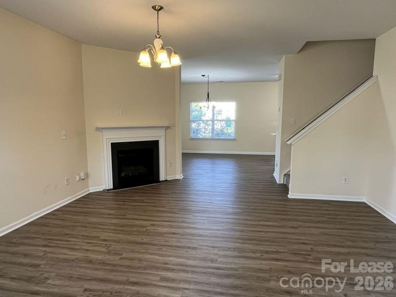 12120 Stratfield Place Cir - Photo 4 of 30