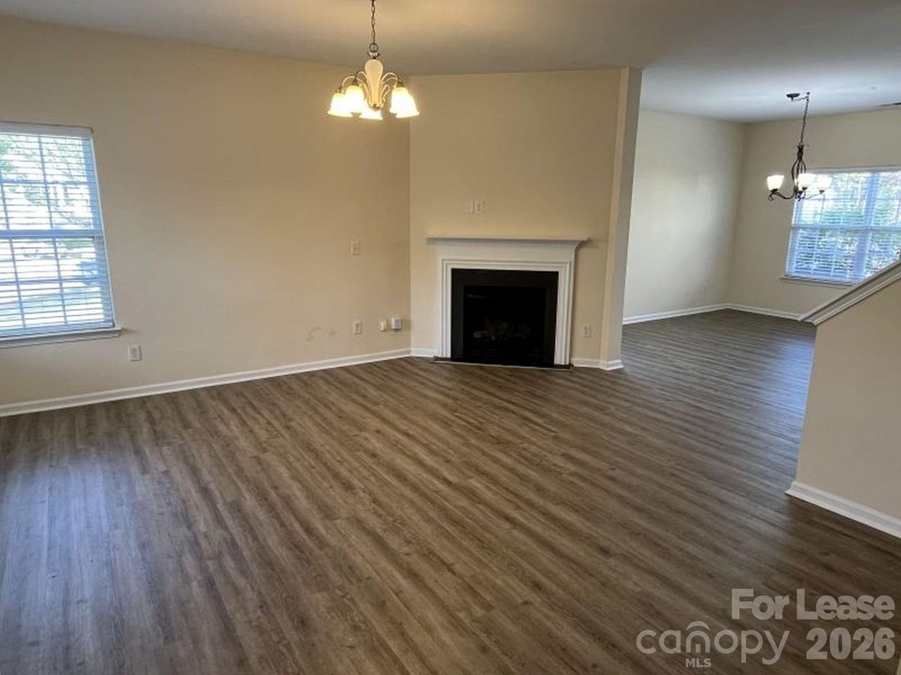 12120 Stratfield Place Cir - Photo 6 of 30