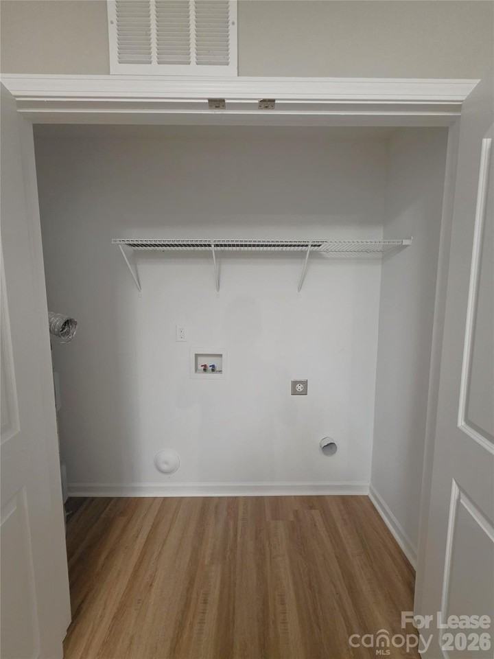 1156 Mcree Heights Cir - Photo 7 of 22