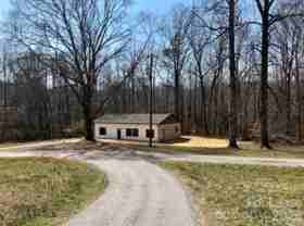 2961 Beaty Rd - Photo 1 of 1