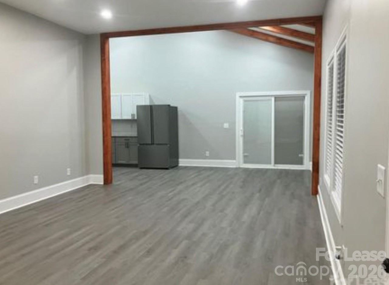 2961 Beaty Rd - Photo 3 of 13