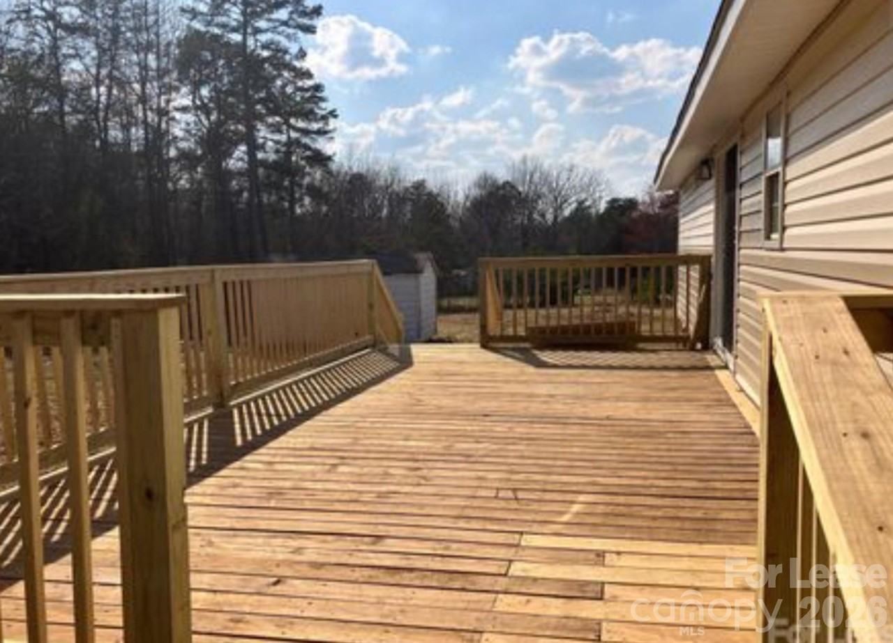 141 Little Country Ln - Photo 2 of 14