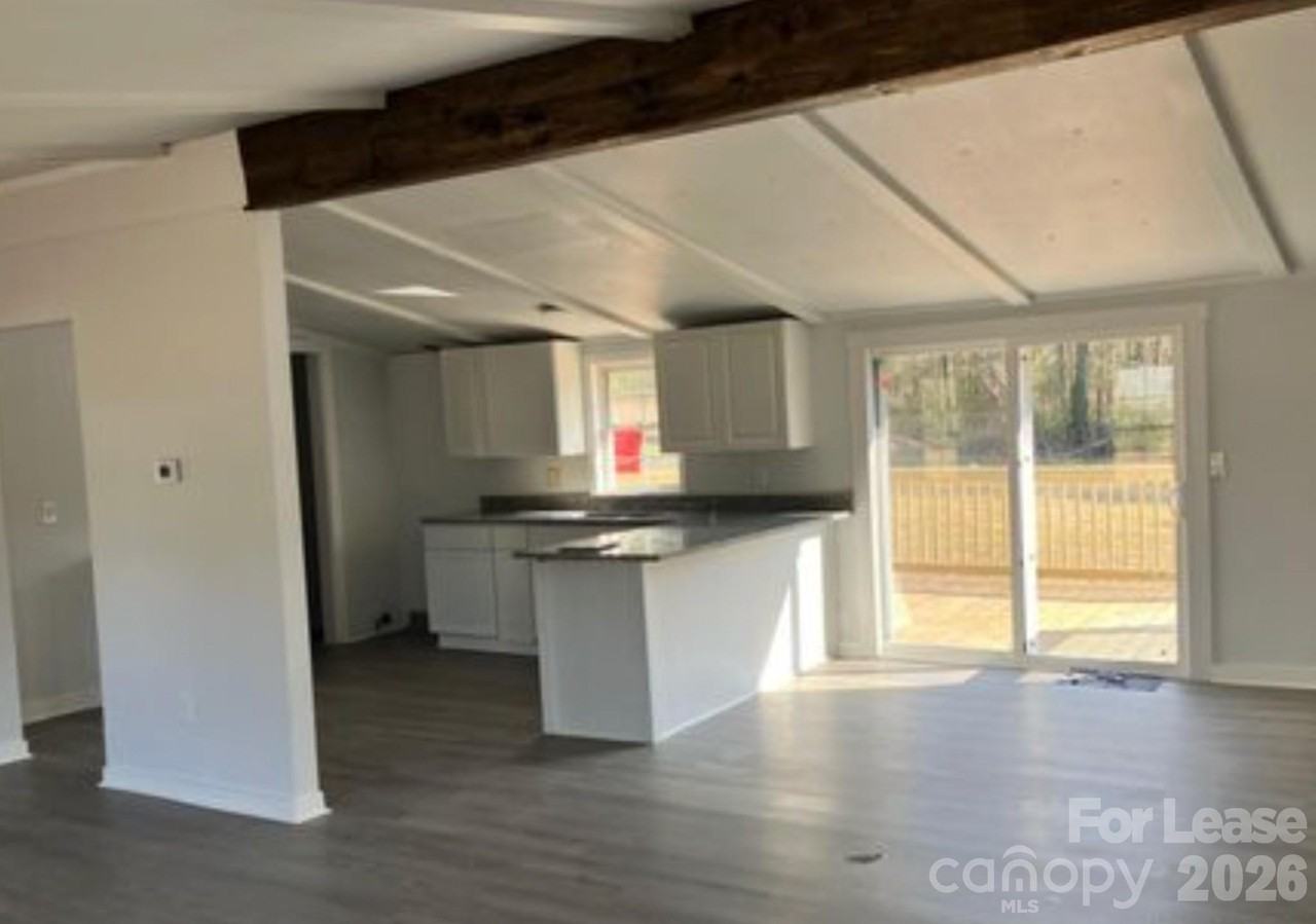 141 Little Country Ln - Photo 4 of 14