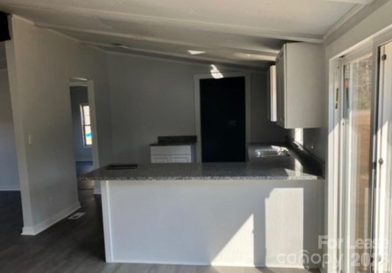 141 Little Country Ln - Photo 5 of 14