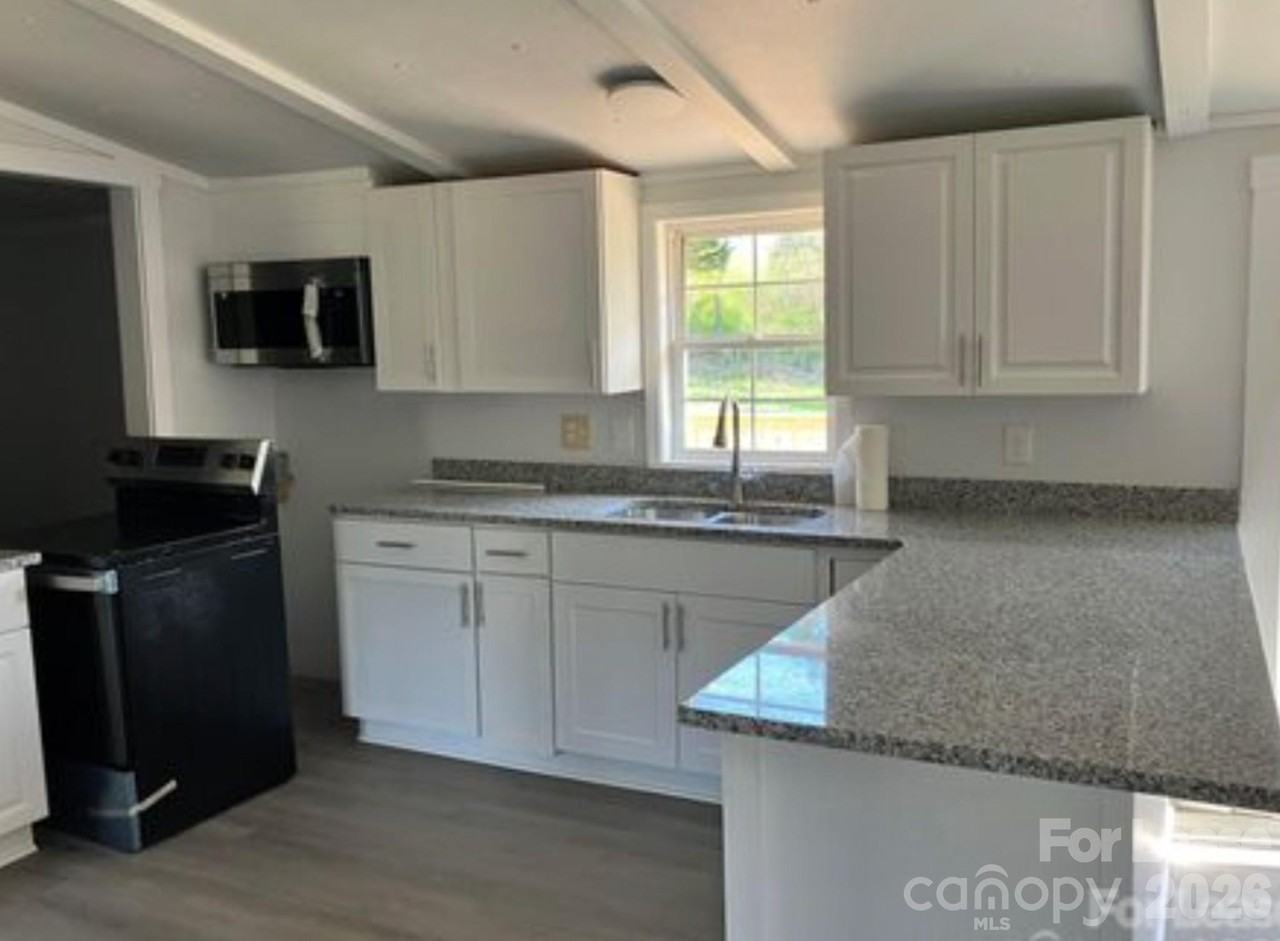 141 Little Country Ln - Photo 6 of 14