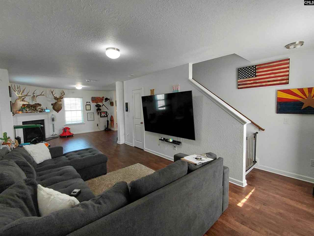 836 Chariot Way - Photo 4 of 26