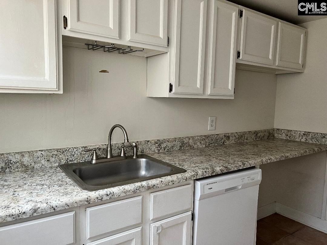 612 S Beltline Blvd - Photo 4 of 15