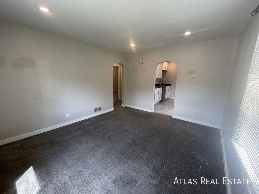 3966 Utica St - Photo 7 of 16