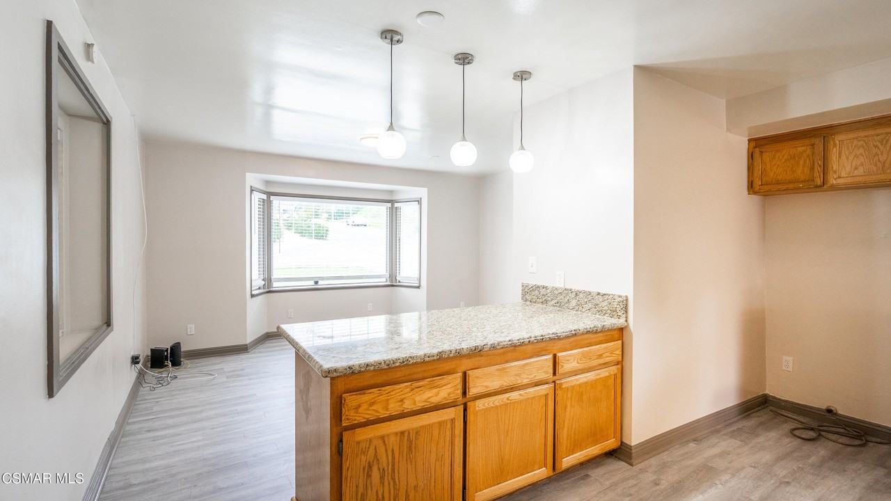 5901 Hanna Ave - Photo 5 of 30