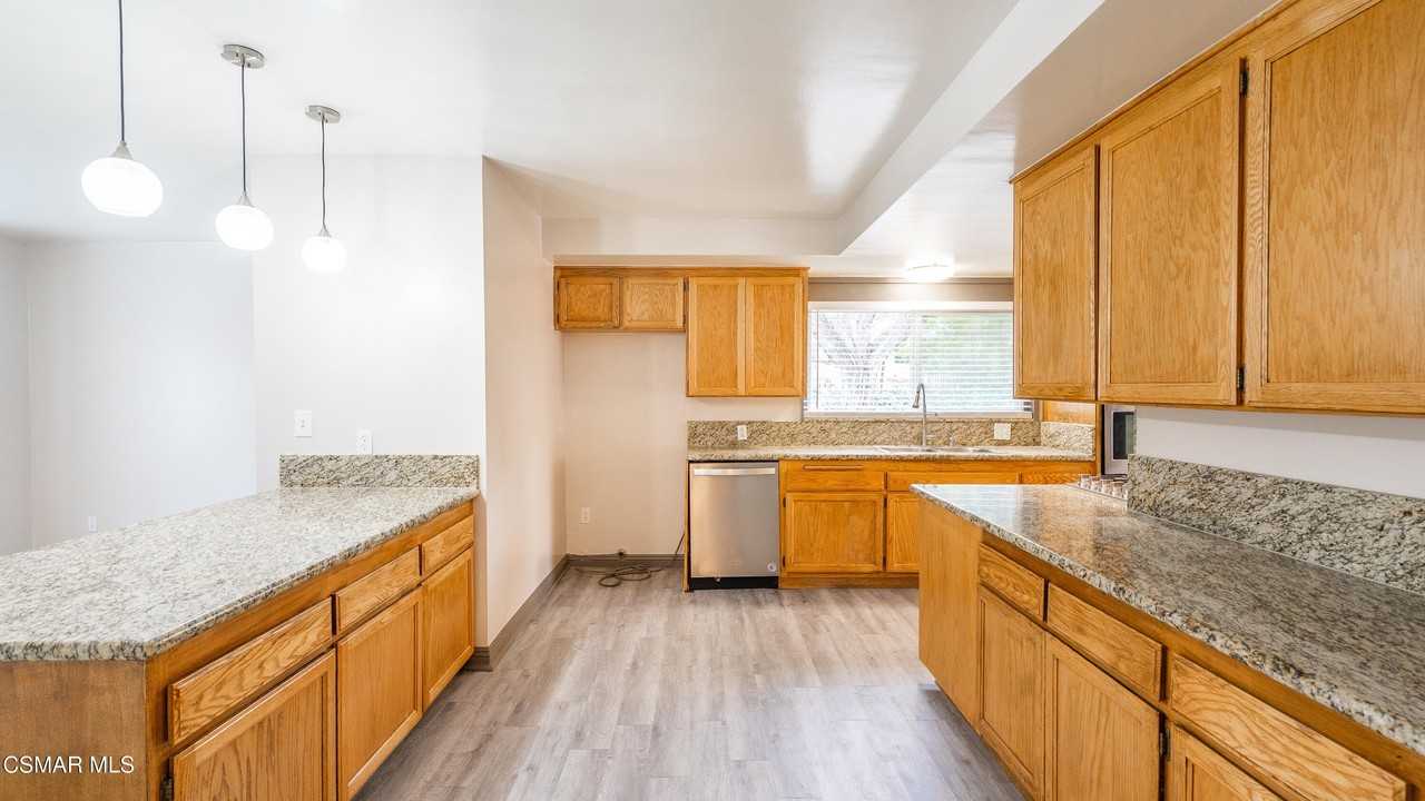 5901 Hanna Ave - Photo 7 of 30