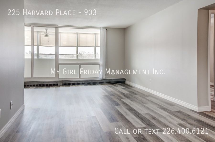 225 Harvard Pl #903 - Photo 2 of 17