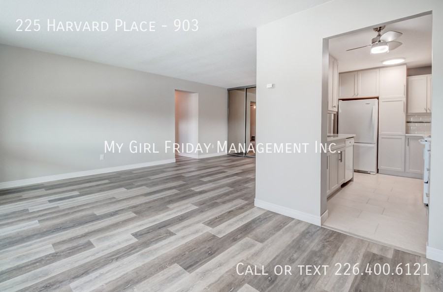 225 Harvard Pl #903 - Photo 4 of 17