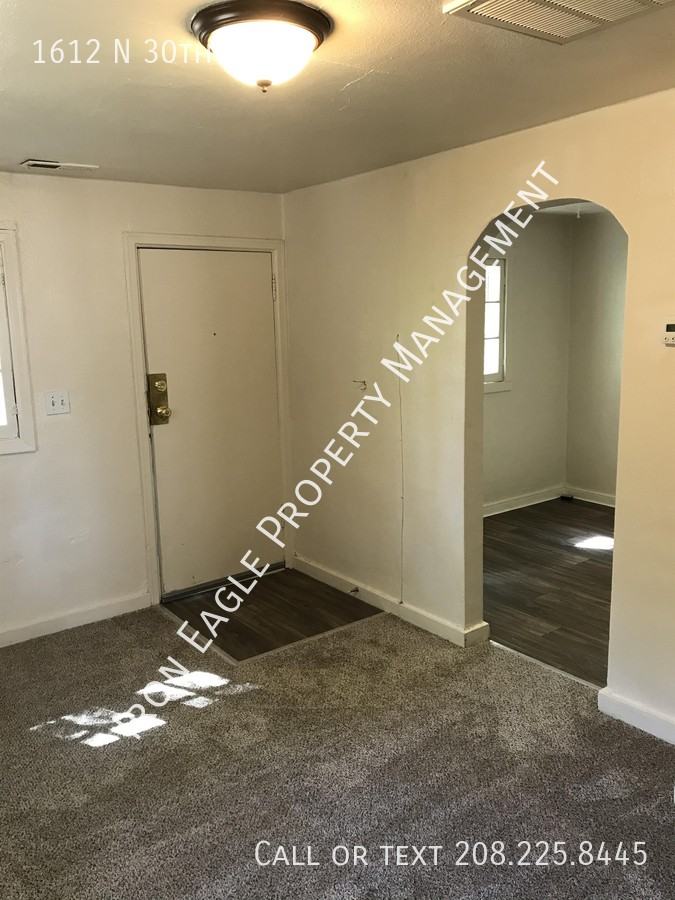 1612 N 30th St - Photo 7 of 12