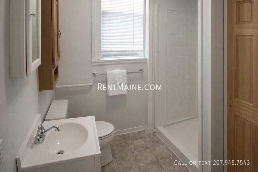 97 97 Broadway Apt. #4 - Photo 6 of 7